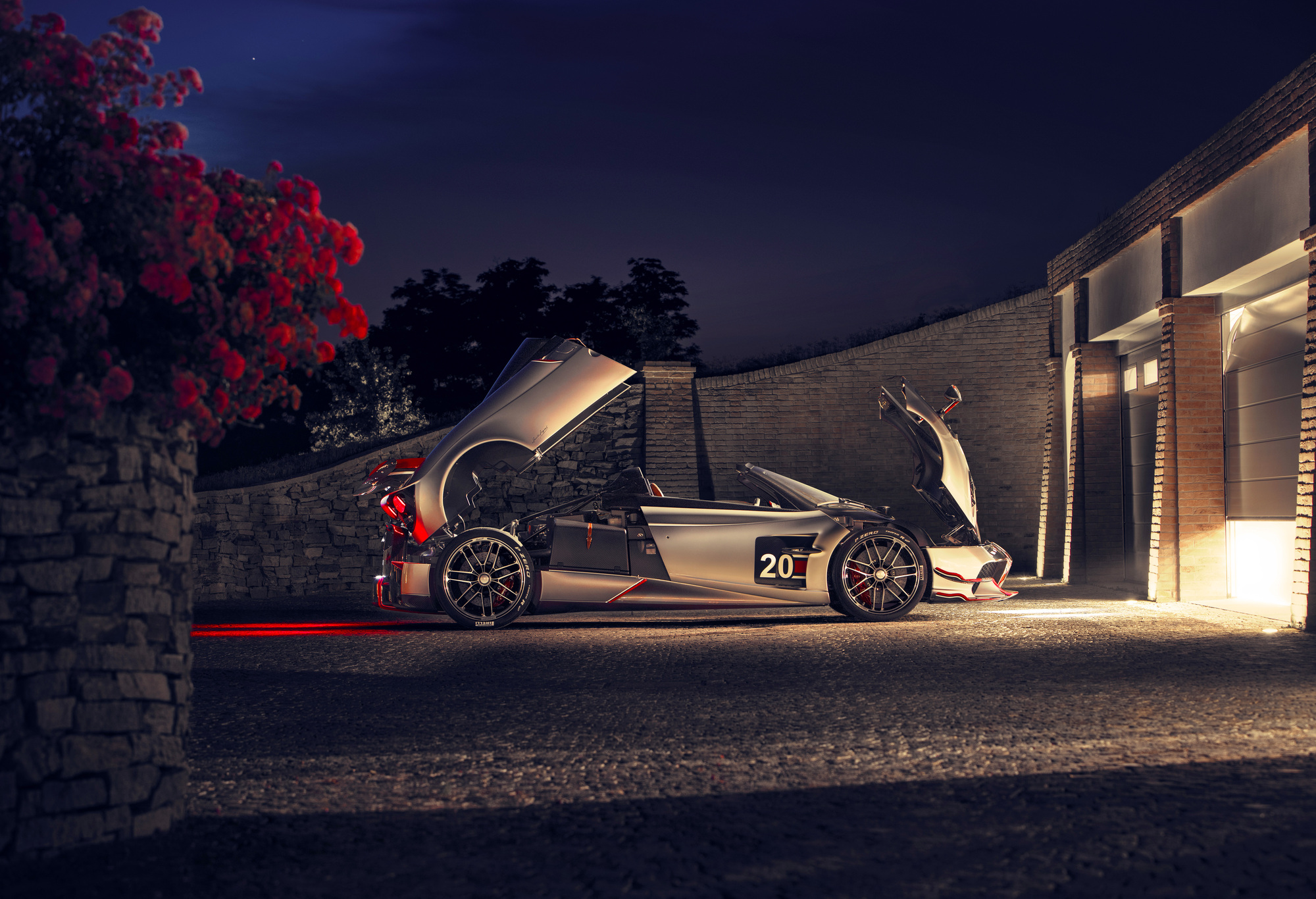 HUAYRA BC ROADSTER